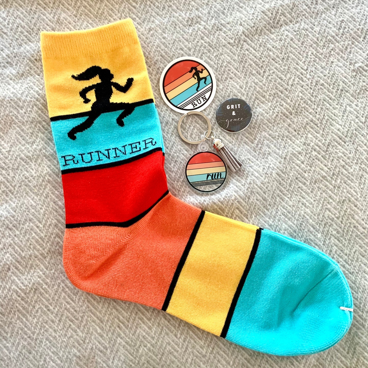 Running gift set, Gift set for runners, Christmas gift for runners, Holiday gift box for runners