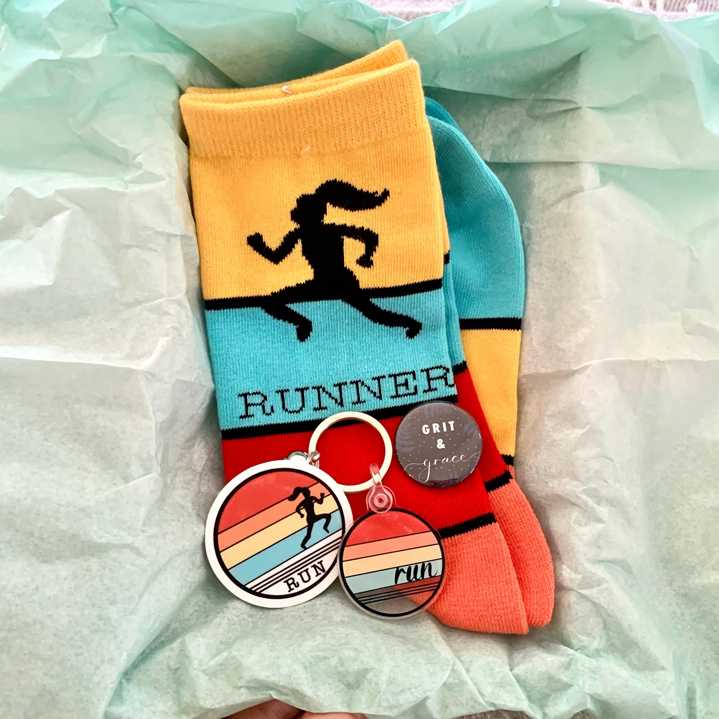 Running gift set, Gift set for runners, Christmas gift for runners, Holiday gift box for runners