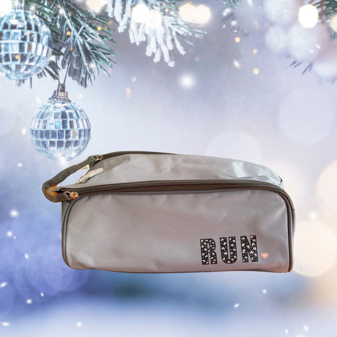 Bestseller Bundle: Shoe Bag and Yell My Name Bib Kit